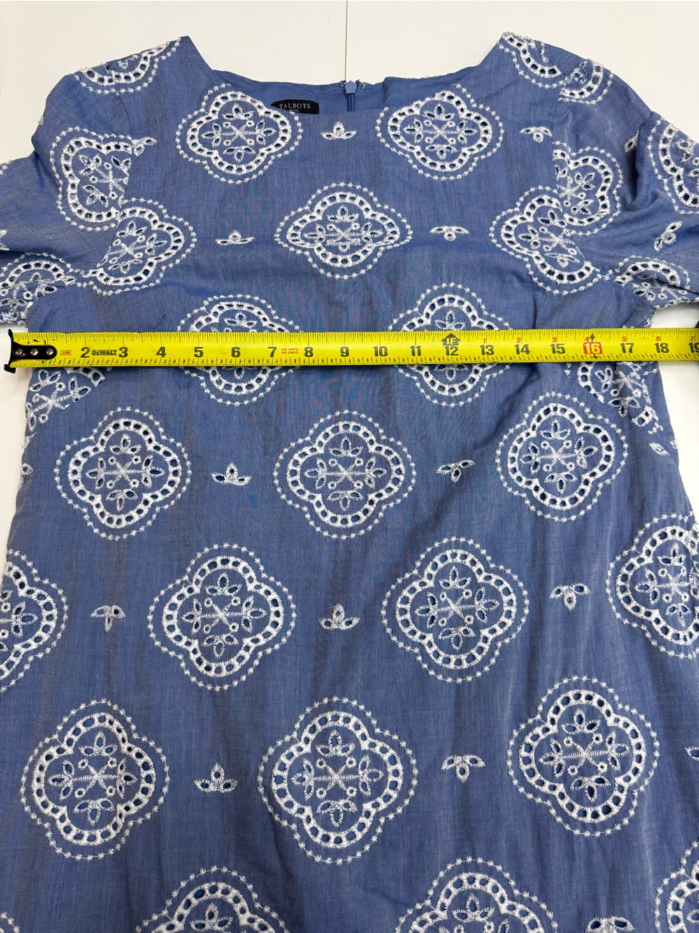 Talbots Blue Eyelet Embroidered Shift Dress size 10P - Picture 5 of 12